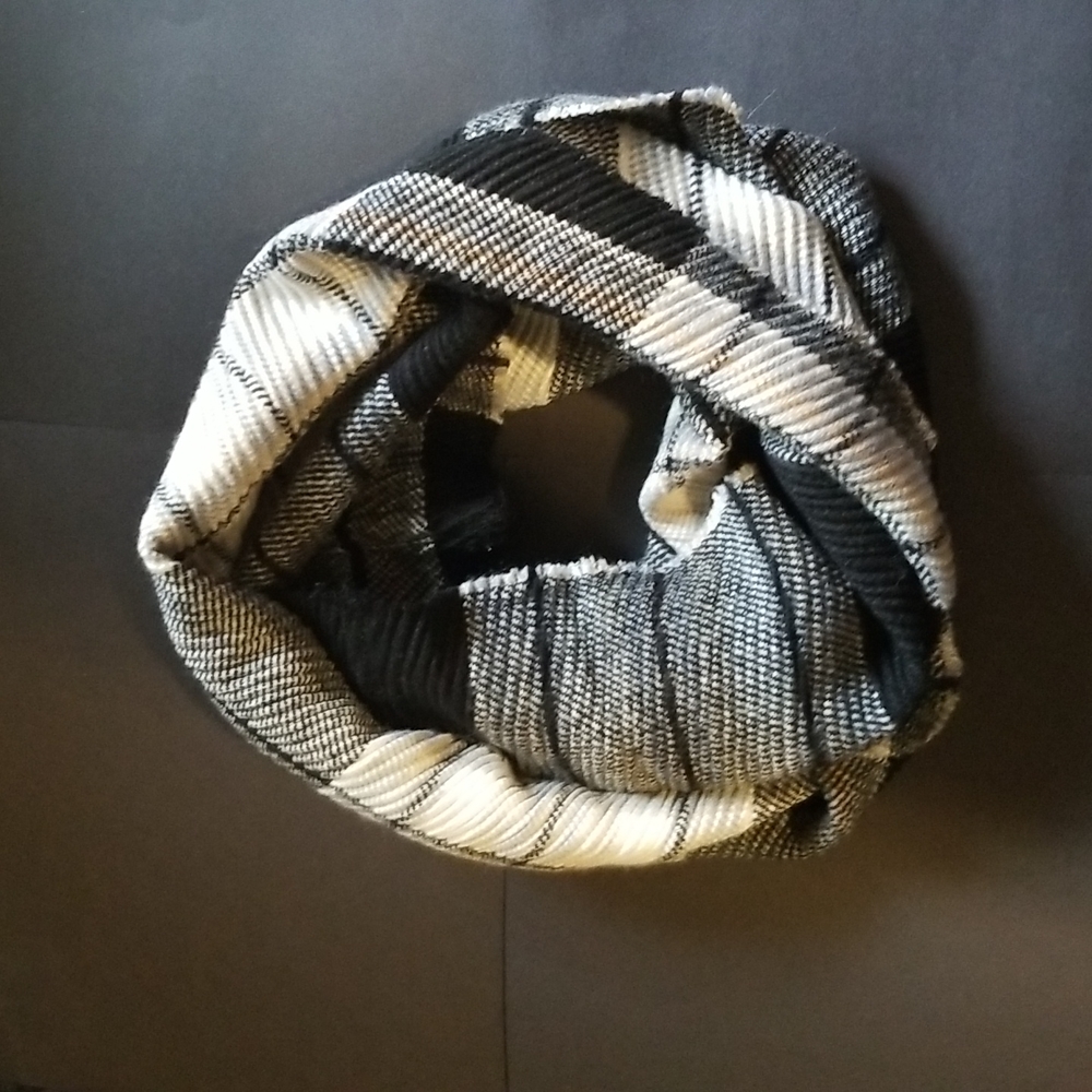 Knit Scarf